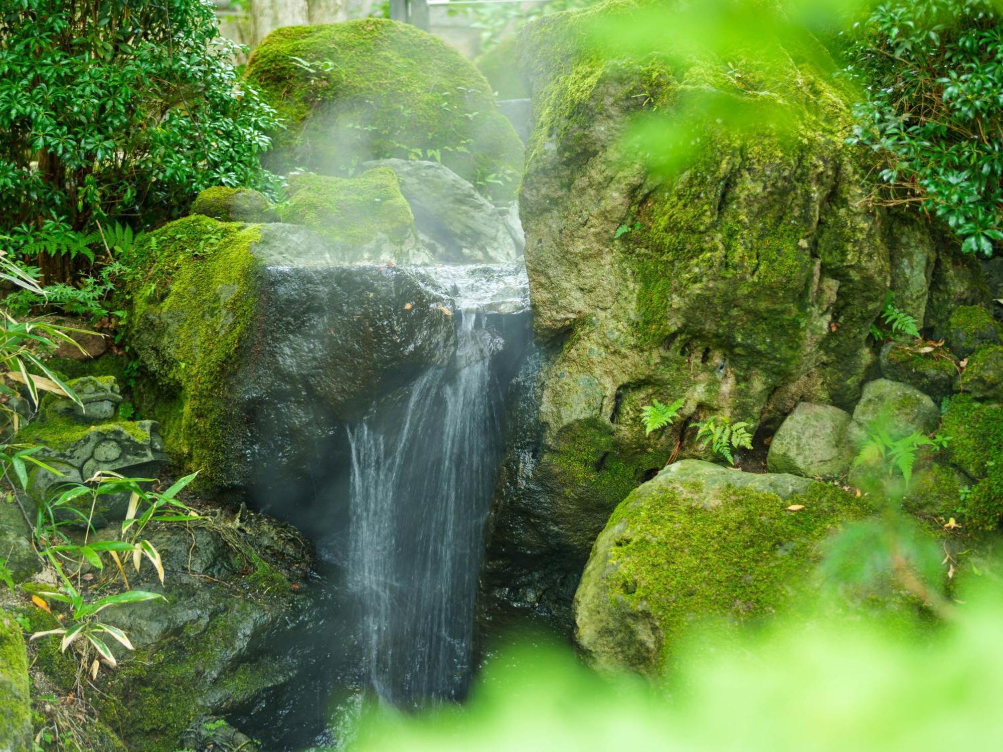 Yufuin Rakuyu Hotel Bagian luar foto
