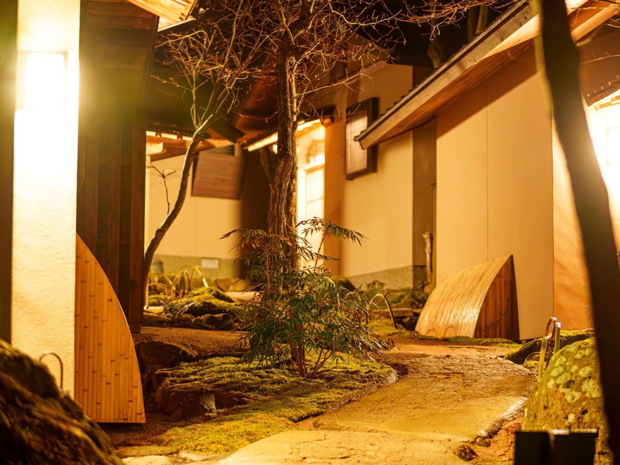 Yufuin Rakuyu Hotel Bagian luar foto