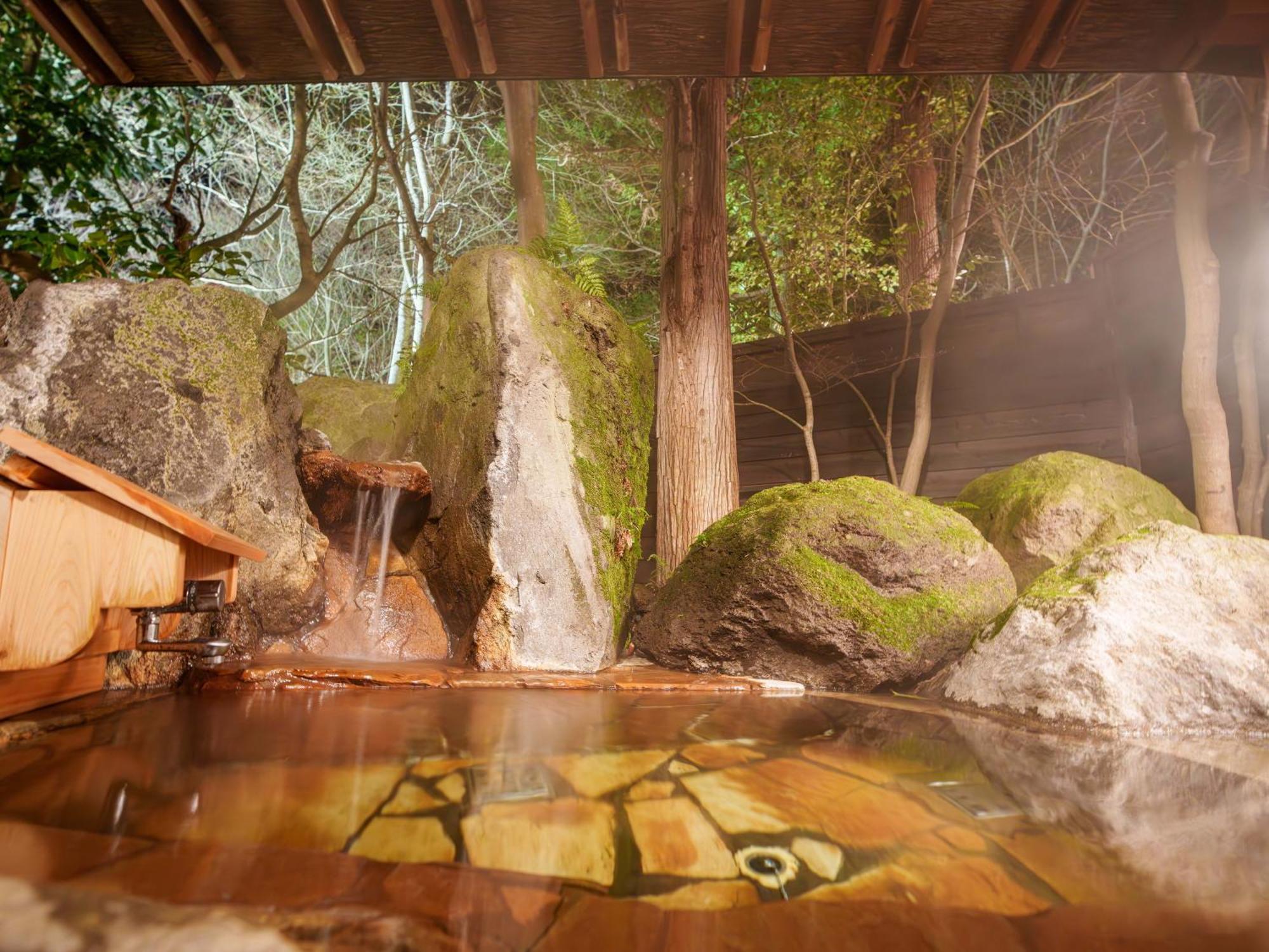 Yufuin Rakuyu Hotel Bagian luar foto