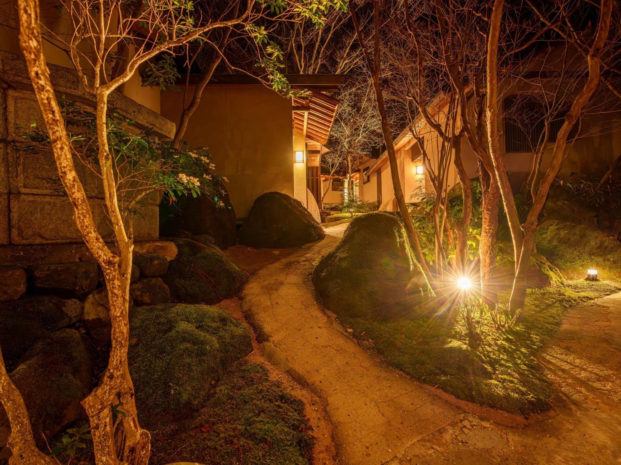 Yufuin Rakuyu Hotel Bagian luar foto