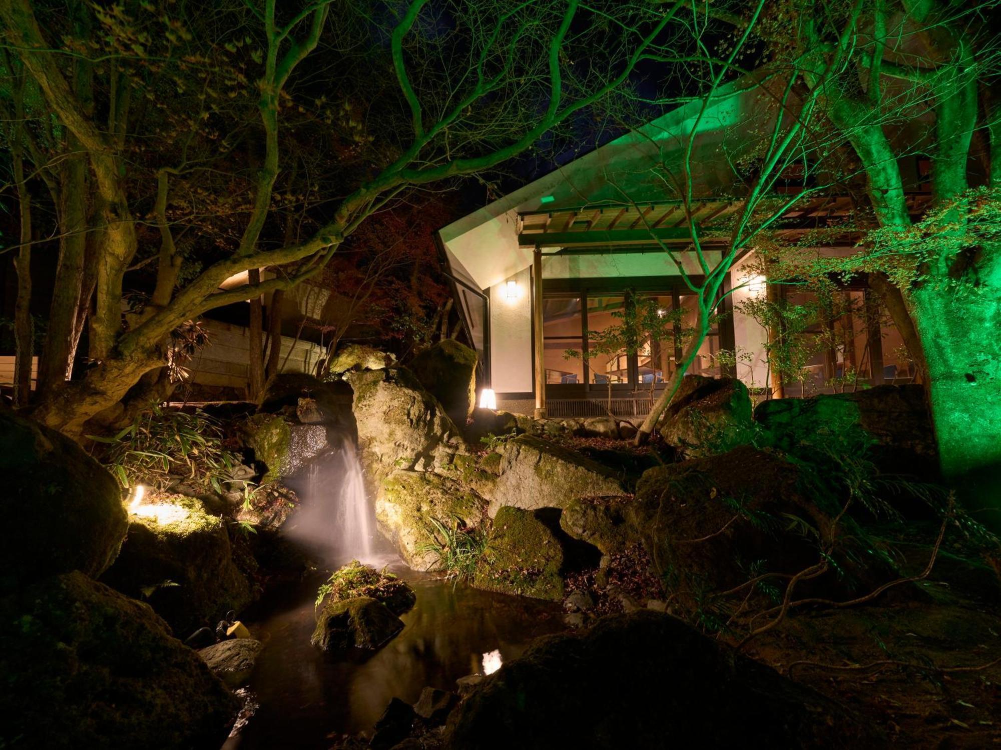 Yufuin Rakuyu Hotel Bagian luar foto